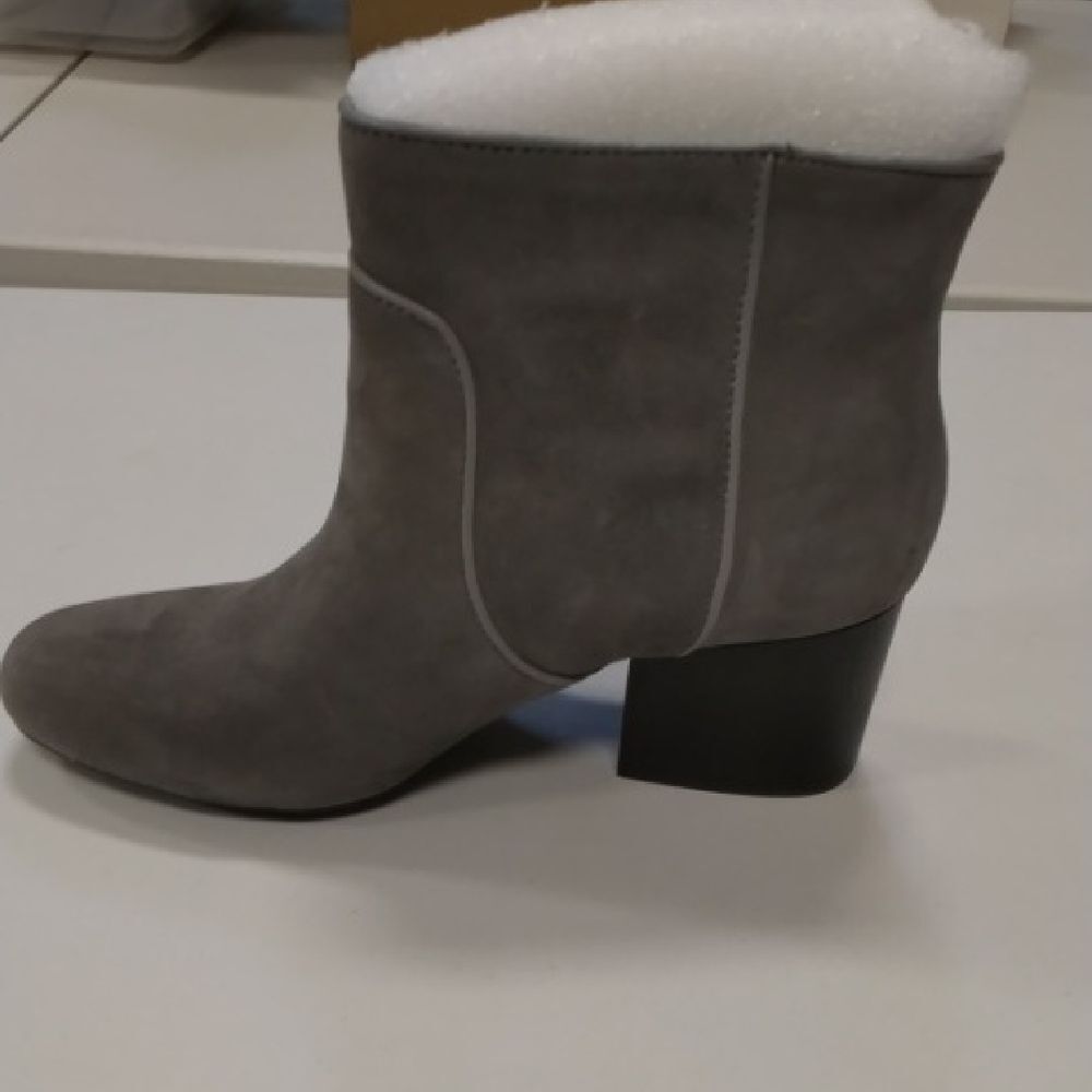 AEROSOLES Gray Heeled Boots